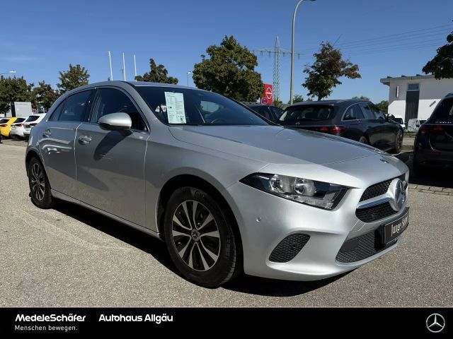 Mercedes-Benz A 180 Business Line Progressive