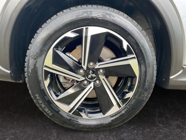 Mitsubishi Eclipse Cross 4WD PHEV