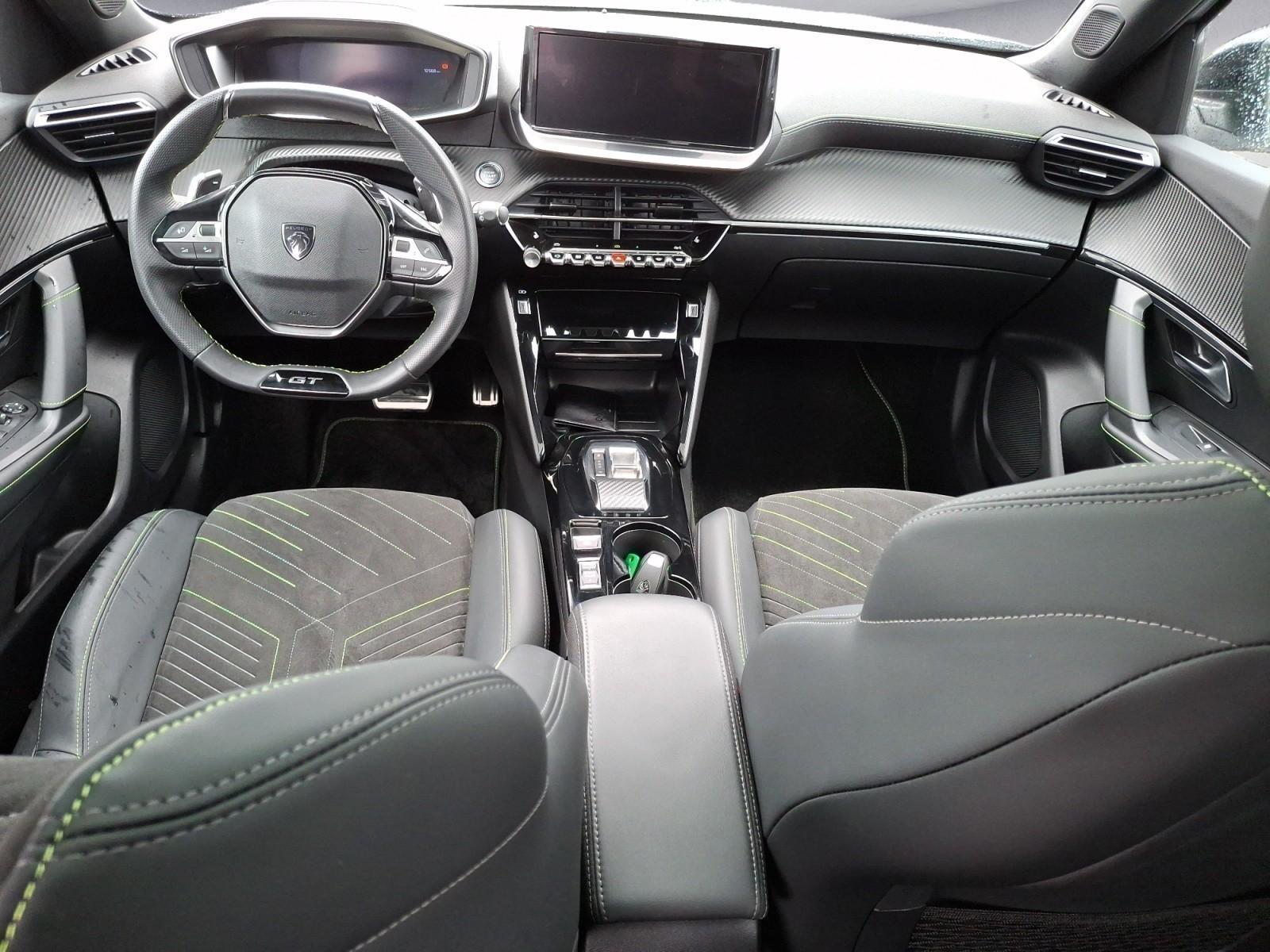 Peugeot 2008 EAT8 GT-Line PureTech