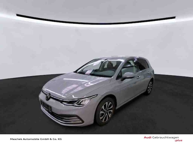 Volkswagen Golf 1.5 eTSI DSG