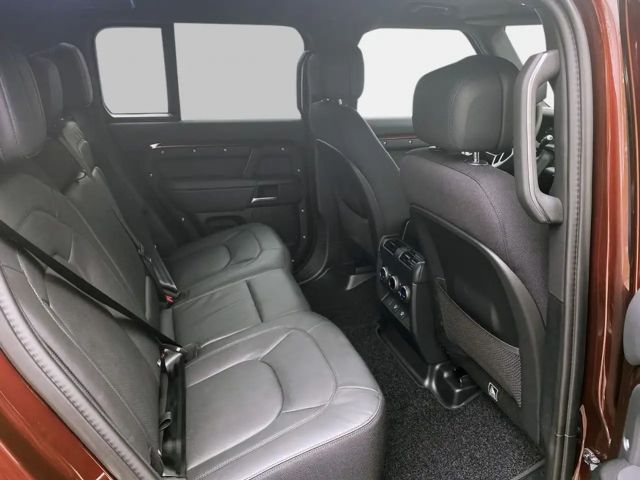 Land Rover Defender 110 D300