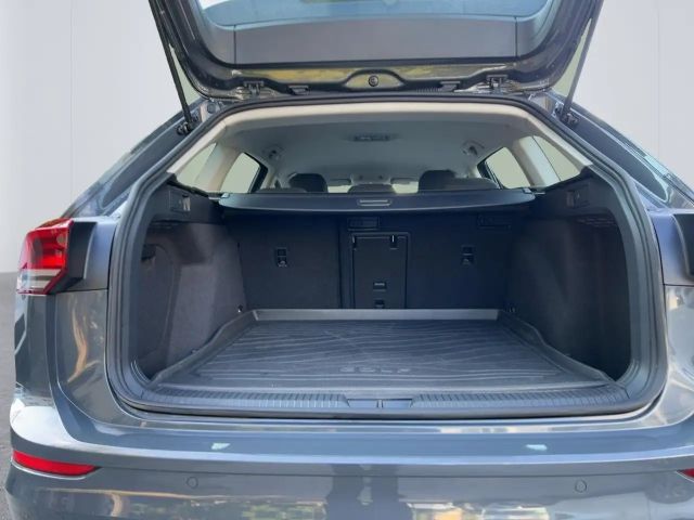 Volkswagen Golf 2.0 TDI Golf VIII Life Variant