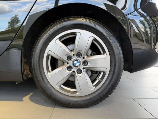 BMW 116 116i Advantage pakket Sedan