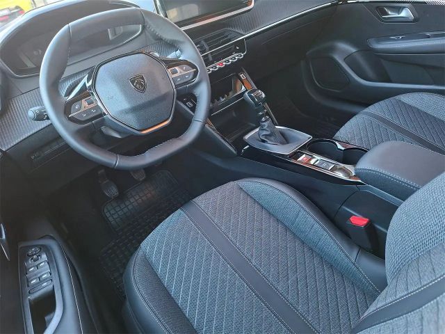 Peugeot 208 Allure Pack PureTech