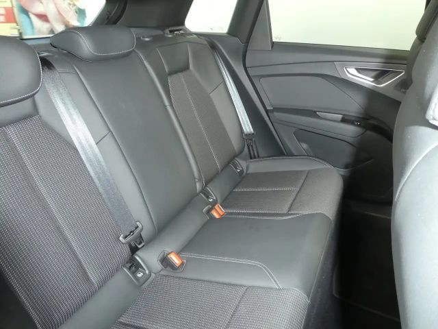 Audi Q4 e-tron Business