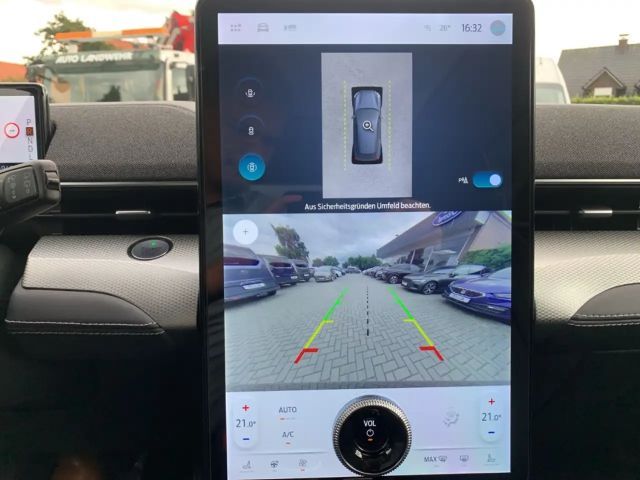 Ford Mustang Mach-E Basis Panorama Navi Digitales Cockpit Memory Sitze