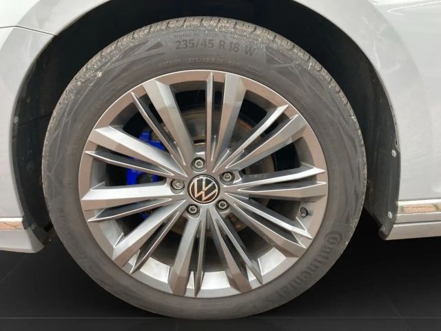 Volkswagen Passat GTE Variant