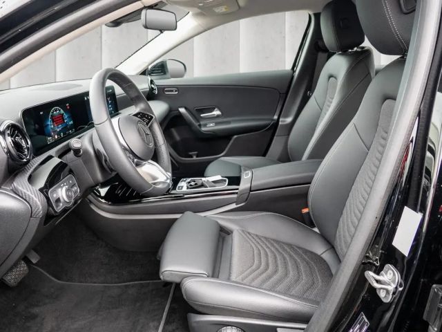 Mercedes-Benz A 180 Hatchback