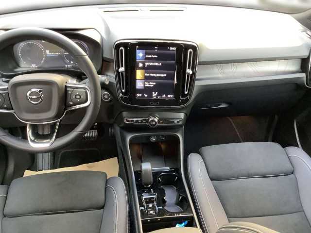 Volvo XC40 Dark Plus