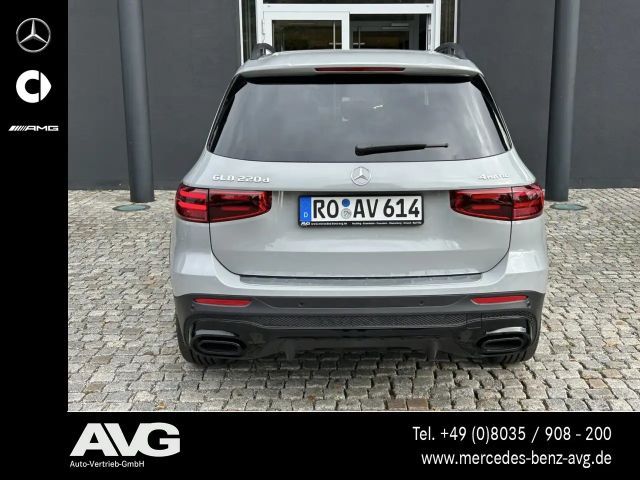 Mercedes-Benz GLB 220 4MATIC AMG Line GLB 220 d
