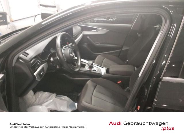 Audi A4 35 TFSI Avant S-Tronic