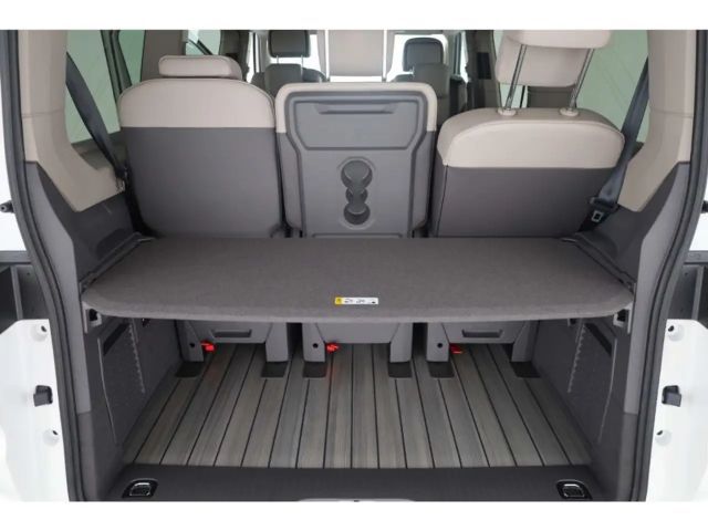 Volkswagen Multivan 2.0 TDI IQ.Drive Life T7