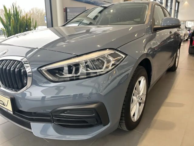 BMW 116 116d Advantage pakket Sedan