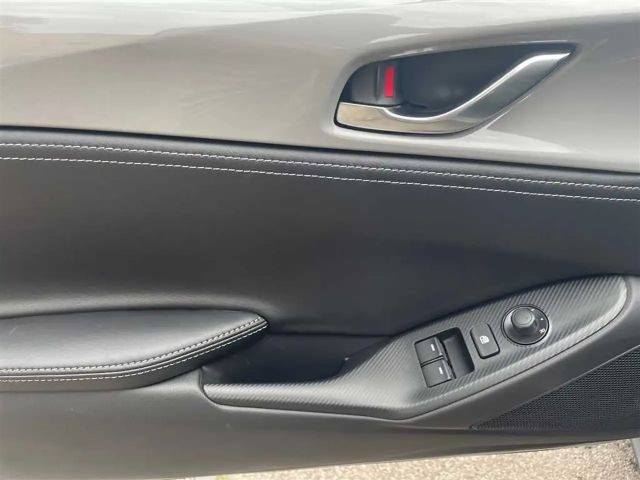 Mazda MX-5 Exclusive-line SkyActiv