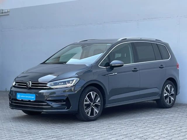 Volkswagen Touran 1.5 TSI DSG R-Line