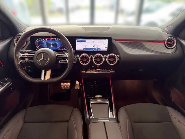 Mercedes-Benz GLA 200 4MATIC GLA 200 d