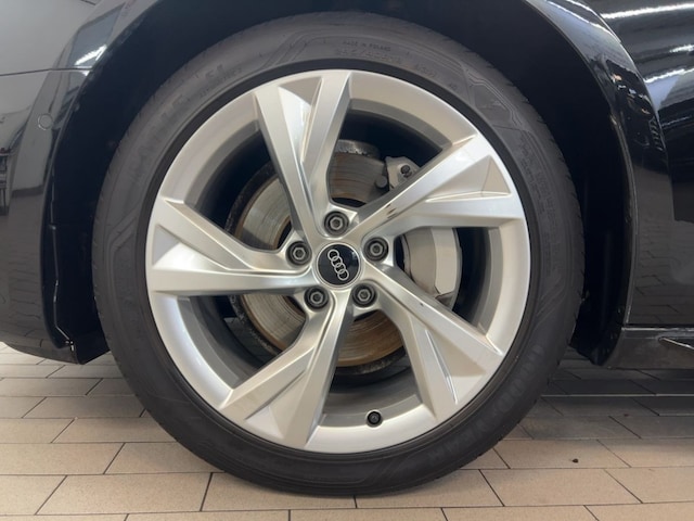 Audi A4 40 TFSI Avant Quattro S-Line S-Tronic