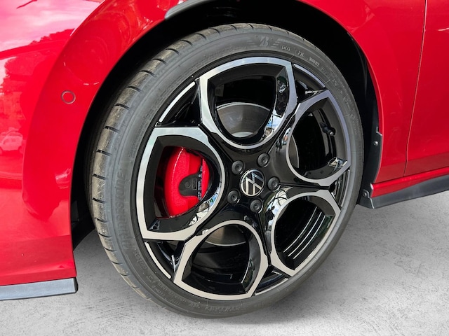 Volkswagen Golf 2.0 TSI DSG GTI