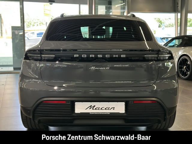 Porsche Macan 4