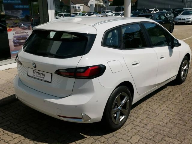 BMW 218 +P.ASS+RFK +Ad.LED +NAVI +SHZ