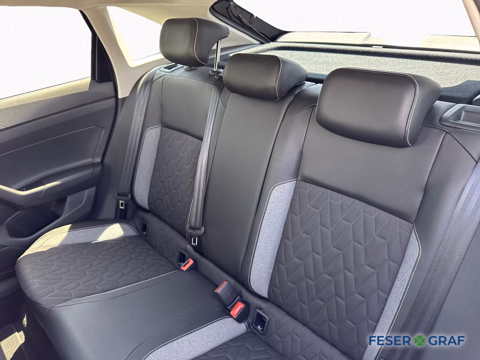 Volkswagen Taigo 1.0 TSI DSG