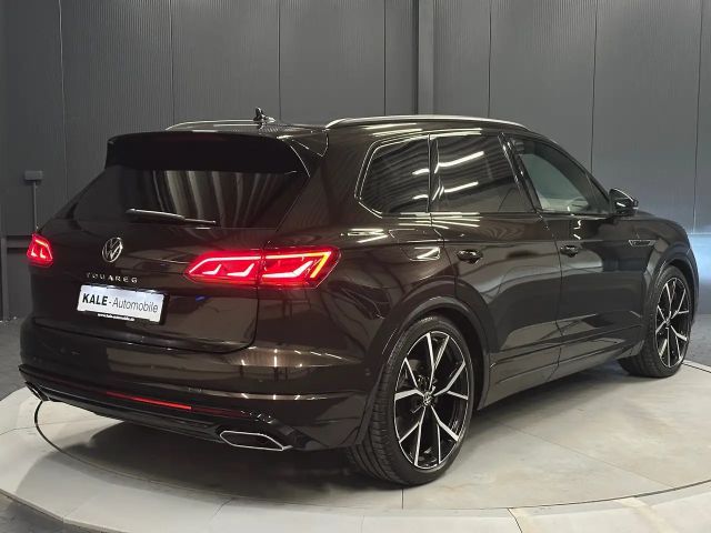 Volkswagen Touareg 4Motion R-Line Style