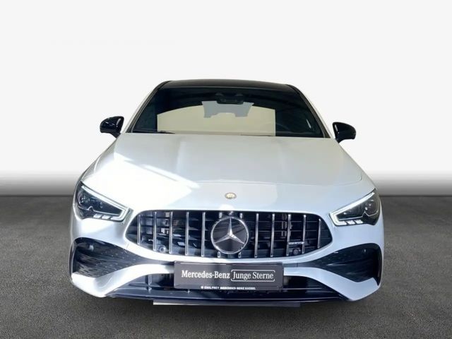 Mercedes-Benz CLA 35 AMG AMG Line