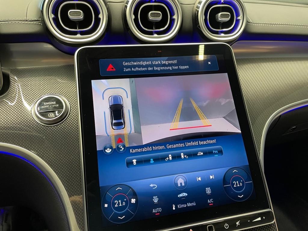 Mercedes-Benz C 200 AMG Line Sedan