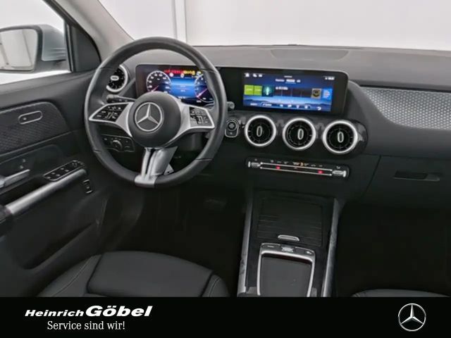 Mercedes-Benz GLA 180 Progressive