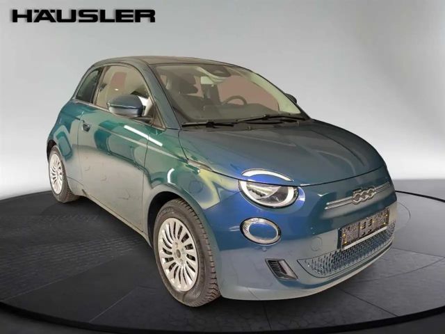 Fiat 500e Neuer 500 Rückfahrkamera Sitzheizung PDC 5200km