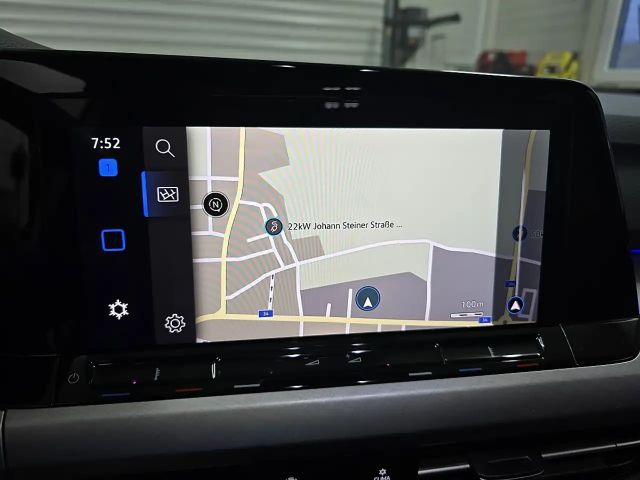 Volkswagen Golf Life Variant