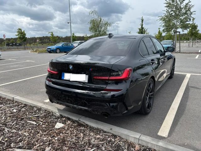 BMW 330 330i M-Sport Sedan
