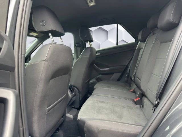 Volkswagen T-Roc 1.5 TSI DSG R-Line