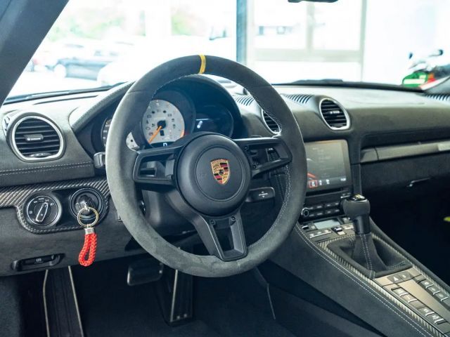 Porsche Cayman 718 Coupé