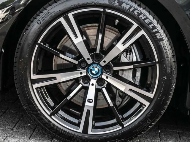 BMW 550 M-Sport Sedan