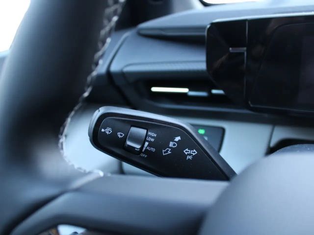 Ford Capri Premium RWD