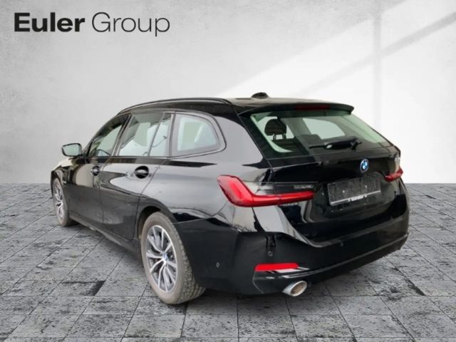 BMW 330 330e Touring