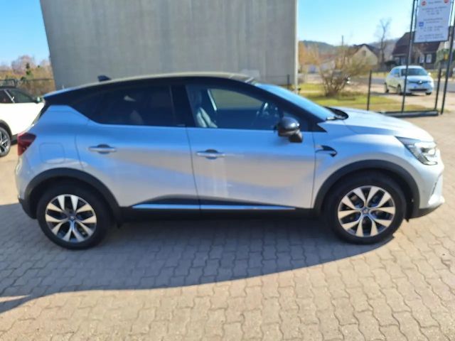 Renault Captur Bose Hybrid