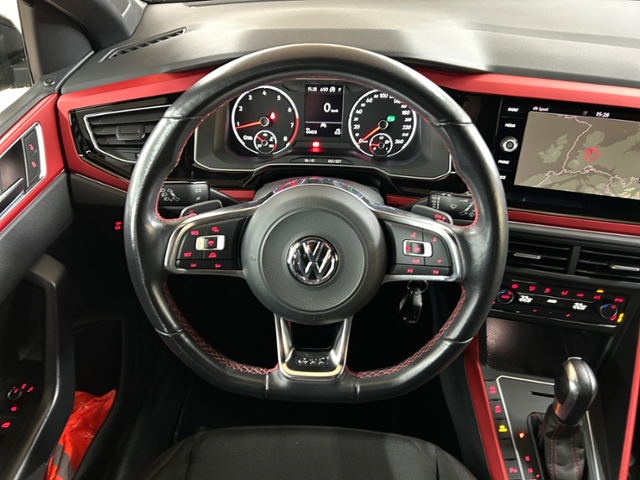 Volkswagen Polo 2.0 TSI DSG
