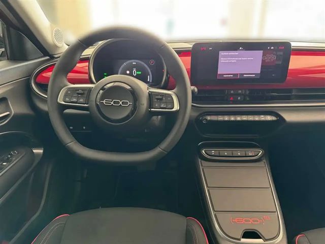 Fiat 600e (RED) LED, PDC, Apple CarPlay