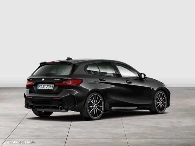 BMW 135 Sedan xDrive