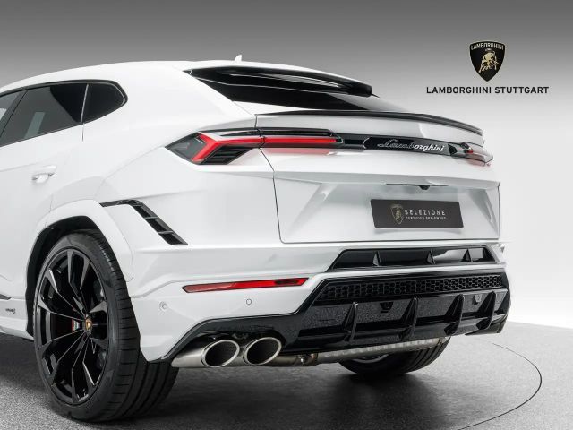Lamborghini Urus S