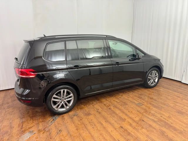 Volkswagen Touran DSG Life