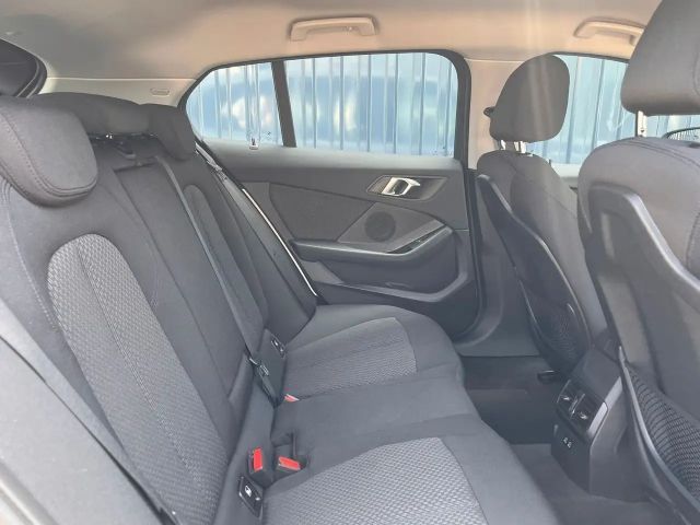 BMW 116 116i 5-deurs Sedan