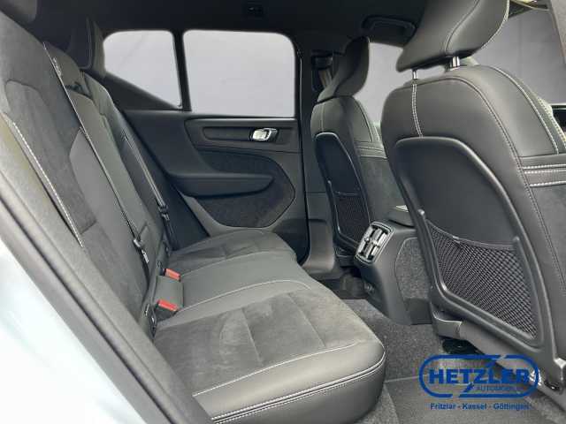 Volvo XC40 AWD Plus Recharge Twin Engine