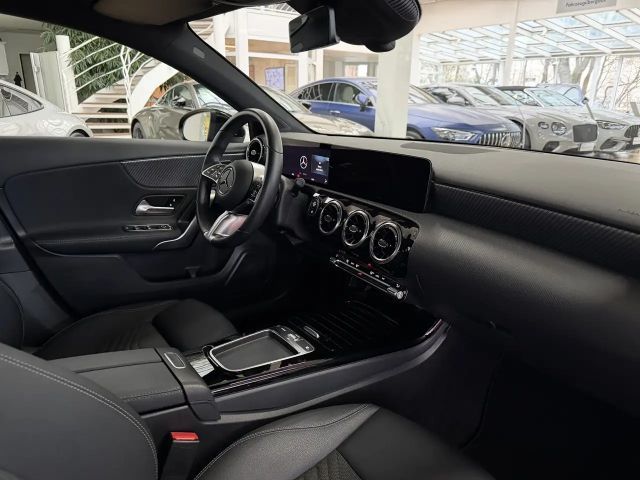 Mercedes-Benz A 180 Urban