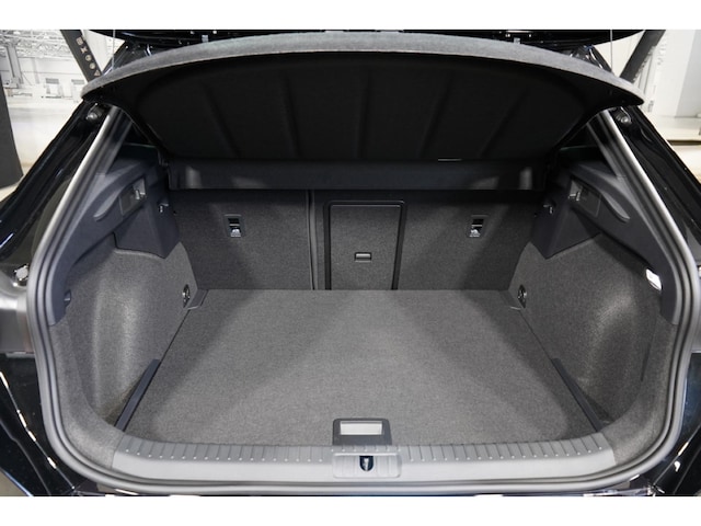 Cupra Formentor 1.5 eTSI AHK Edge-Paket Panoramadach