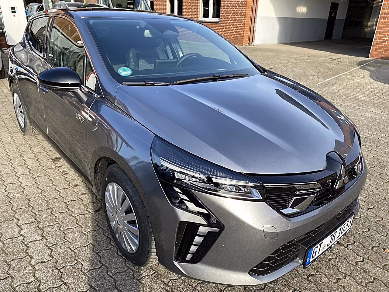 Mitsubishi Colt Hybrid