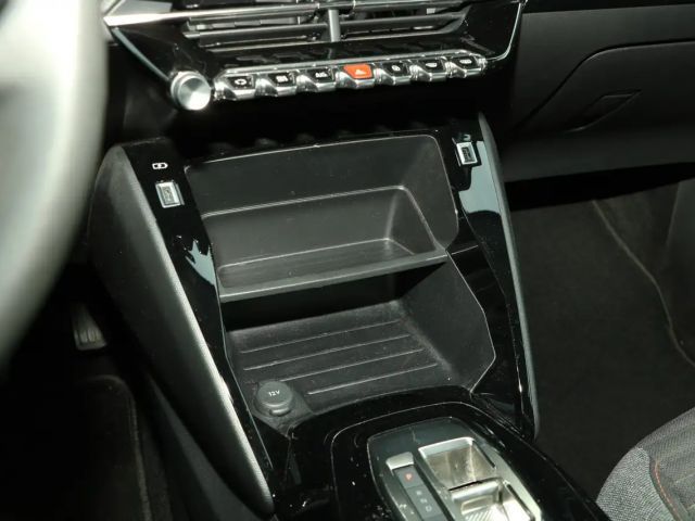 Peugeot E-2008 Active Pack