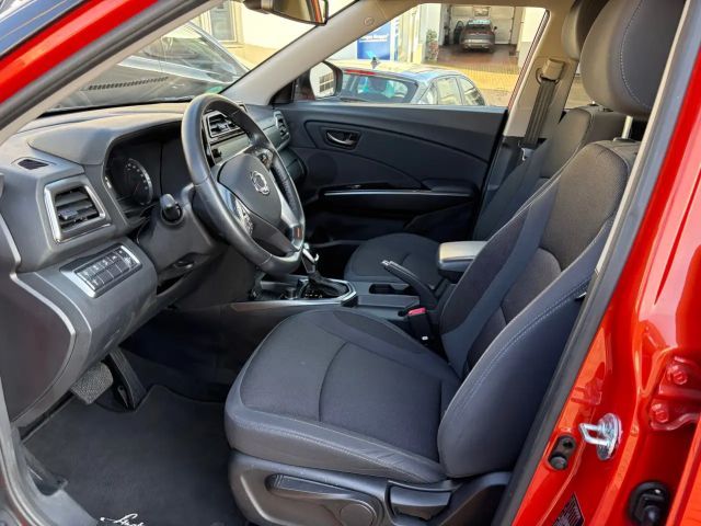 SsangYong Tivoli 2WD Quartz